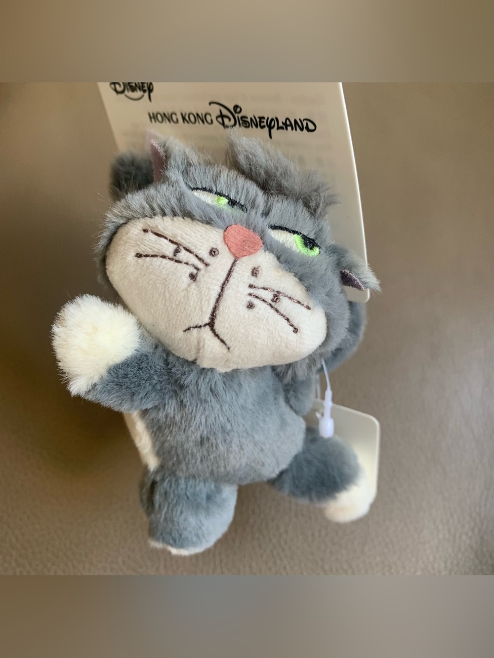 BNWT Disneyland Hong Kong Cinderella Lucifer Plush Hair Claw Clip